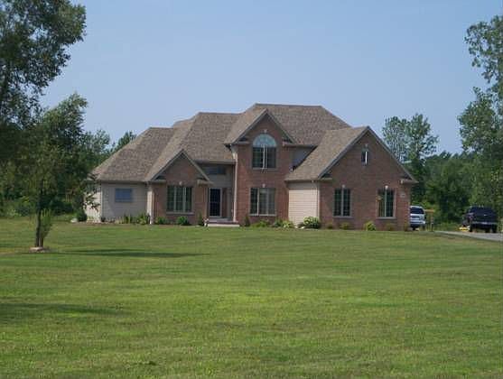 1st image of 3468 East Ave