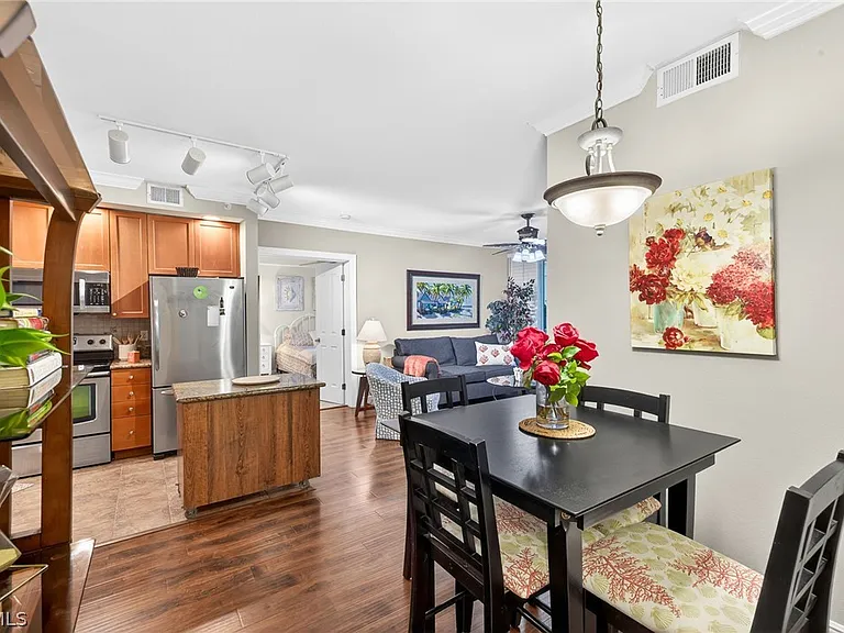2825 Palm Beach Blvd #215 — Photo 9