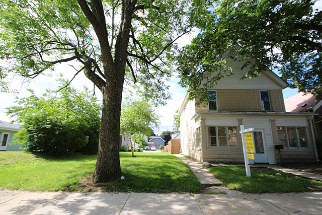 1st image of 3623 E Somers Ave