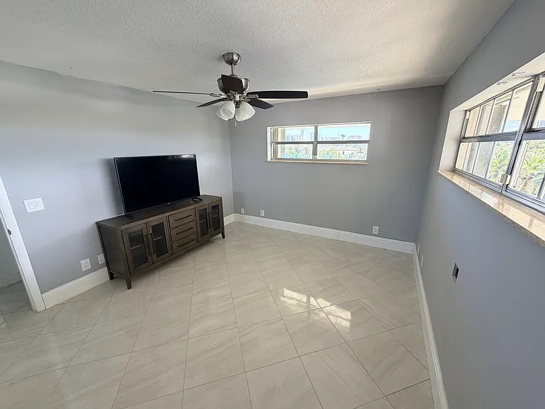 440 Paradise Isle Blvd #409 — Photo 16