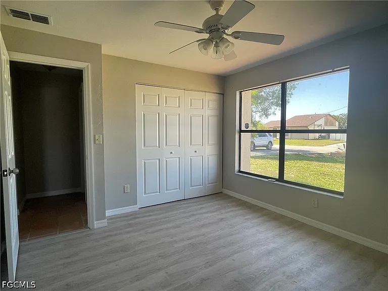 4003 SE 2nd Ave — Photo 13