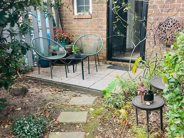 21 Rivers Point Row #15A — Photo 8