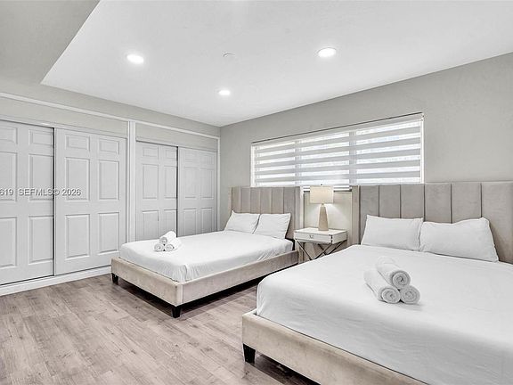 3rd image of 10002 E Bay Harbor Dr APT 7