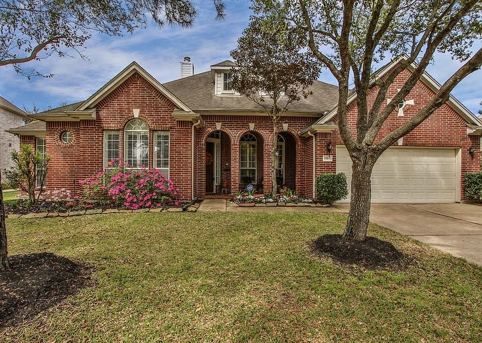 1st image of 11911 Canyon Mills Dr