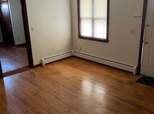 1 Broderick St APT 1L, Easthampton, MA 01027