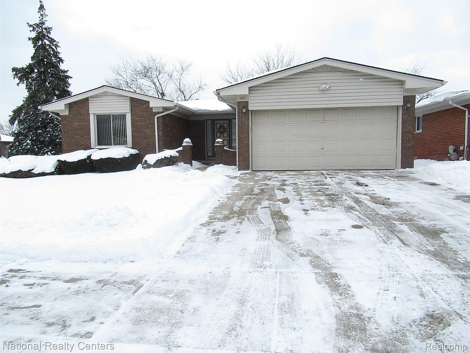 1st image of 1211 W Franciscan Ct