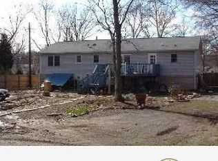 8531 Riggs Rd, Hyattsville, MD 20783