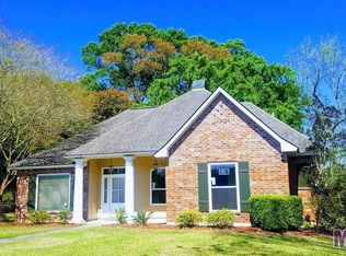 18020 Brennan Ave, Prairieville, LA 70769
