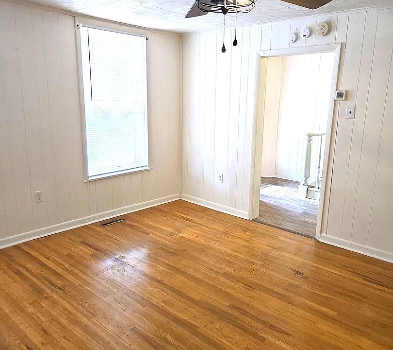 1st image of 249 W King St
