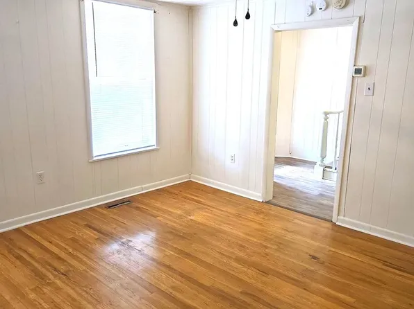 249 W King St, Chambersburg, PA 17201