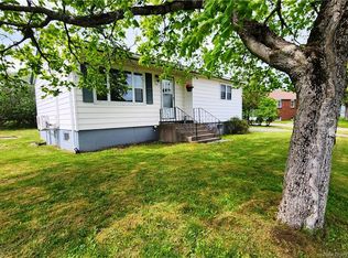 340 Beaconsfield Cres, Saint John, NB E2M 2H8