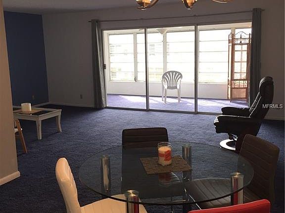 4th image of 100 El Camino Dr APT 204