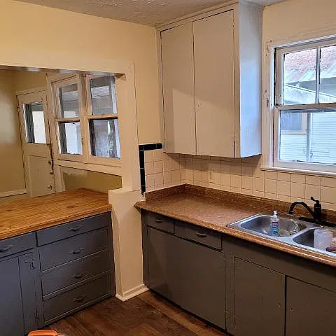 2077 Morehouse Rd — Photo 4