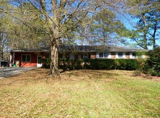 806 Kenneth Ln, Norcross, GA 30093