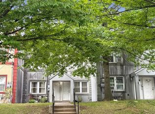 140-28 184th St, Springfield Gardens, NY 11413