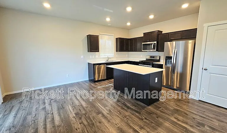 1278 W Pendleton Way — Photo 6