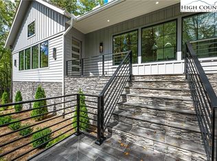 781 Evergreen Ln, Boone, NC 28607