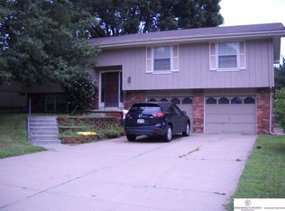 10474 V St, Omaha, NE 68127