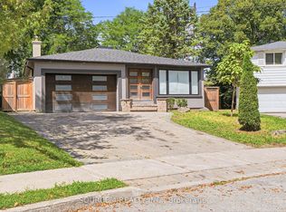 290 Newton Dr, Toronto, ON M2M 2P8