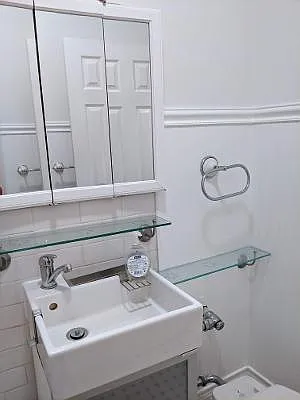 Rented by CENTURY 21 Sunny Gardens Realty, Inc. | media 19