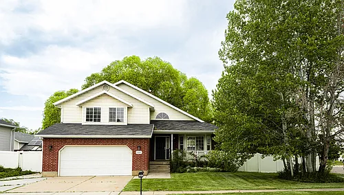 1007 N 525 W Photo 1