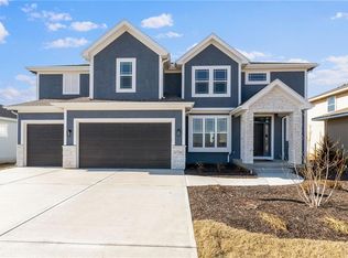 17158 W 164th Ter, Olathe, KS 66062