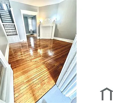 3 bed, 1200 sqft, $1,800 — Photo 3