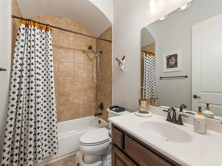 12305 Lostwood Cir — Photo 20