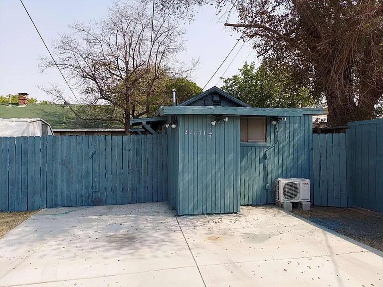 44631 Beech Ave #B — Photo 3