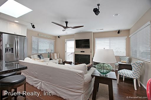 5th image of 4722 Del Mar Ave