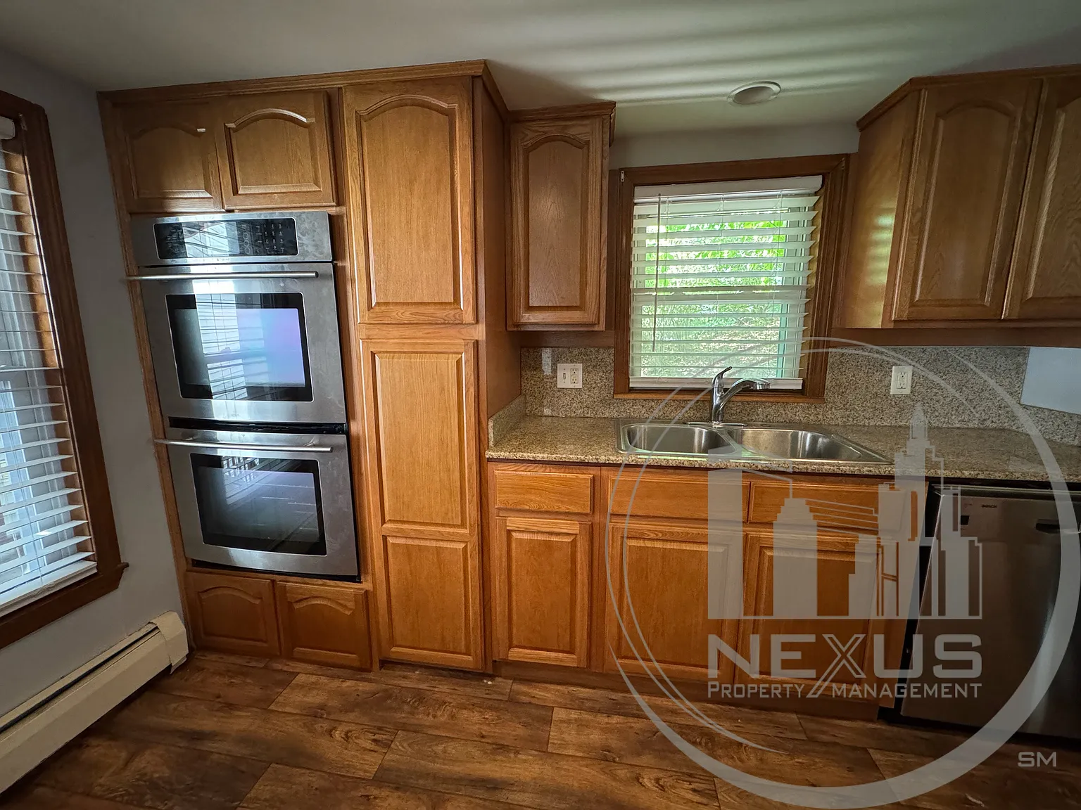 8-10 Bond St — Photo 3