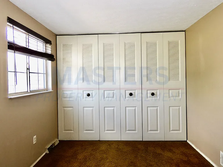 5929 Black Oak Dr #C — Photo 13