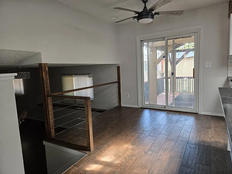 9022 W Stanford Ave — Photo 5