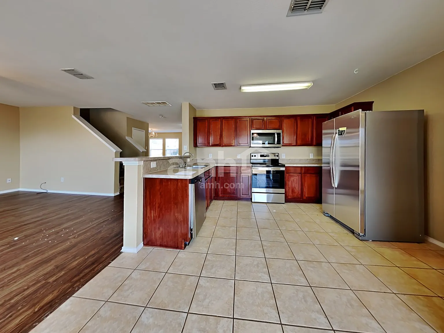 4 bed, 2.5 bath, 2787 sqft, $2,445 — Photo 3