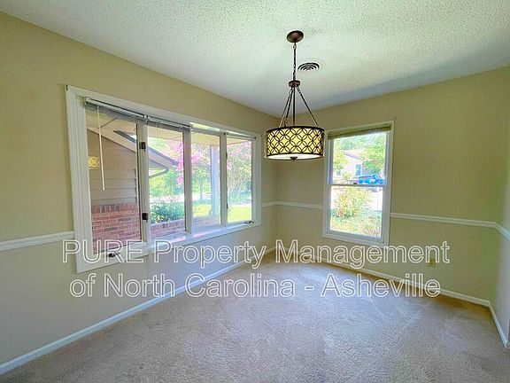 5th image of 11 Elderberry Ln #B