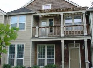 1056 NW Burnside Rd, Gresham, OR 97030