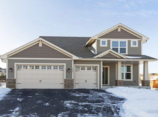 3448 Ridgestone Way, Woodbury, MN 55129
