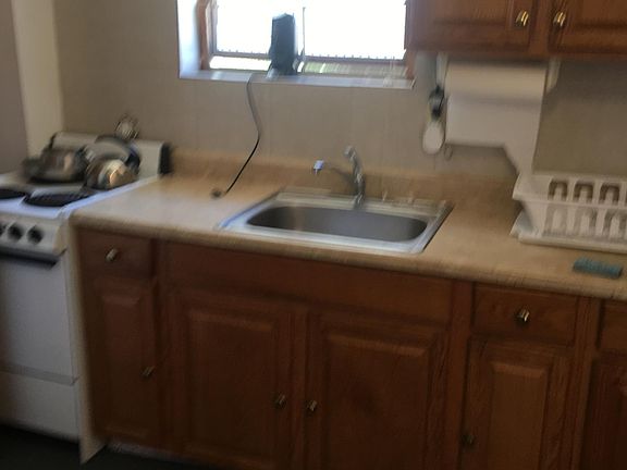 5th image of 117 Shore Dr APT B