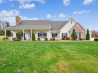 194 Race Track Rd, Ruffs Dale, PA 15679