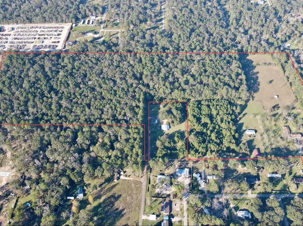 585 County Road 3796, Cleveland, TX 77328