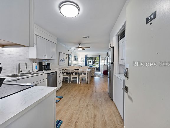 4th image of 45 Folly Field Rd APT 3A