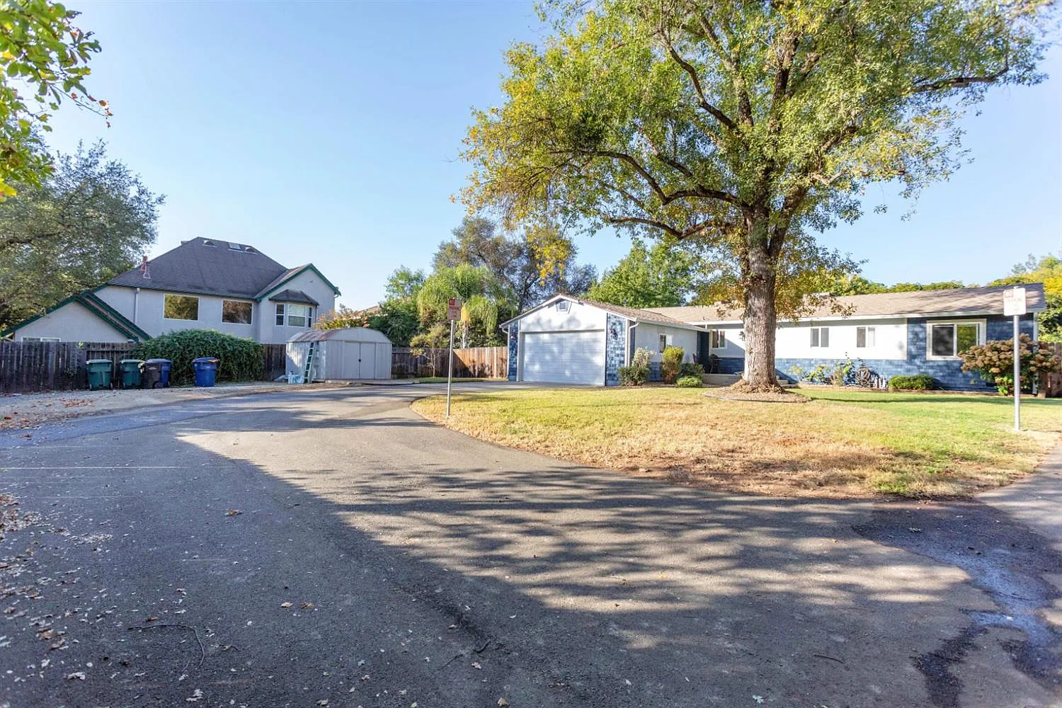 8598 Pershing Ave photo 1