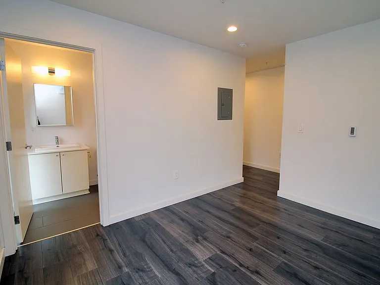 1480 N Jarrett St #303 — Photo 14