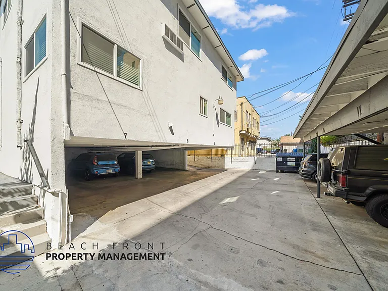 254 S Normandie Ave — Photo 19