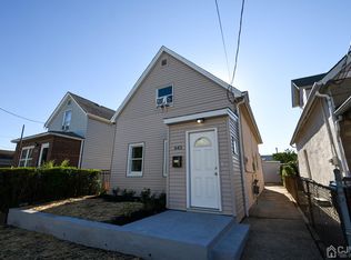 643 Cornell St, Perth Amboy, NJ 08861