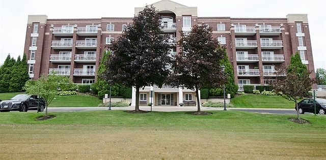 1st image of 7071 W Touhy Ave APT 209