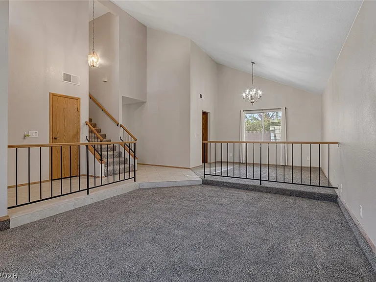 340 Bekasina Dr — Photo 6