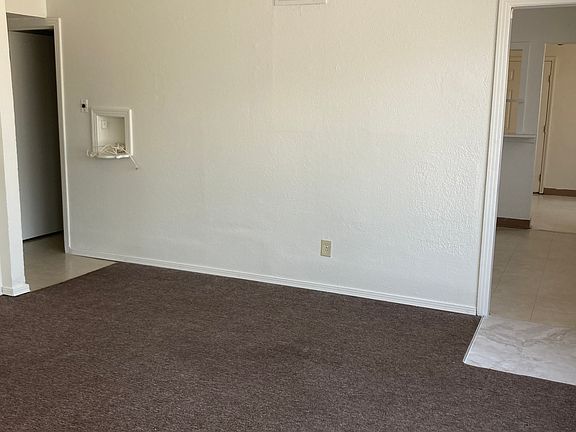 4th image of 4908 E Yandell Dr