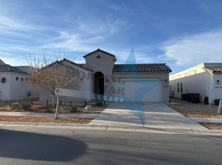 6825 Titan Rd, Las Cruces, NM 88012