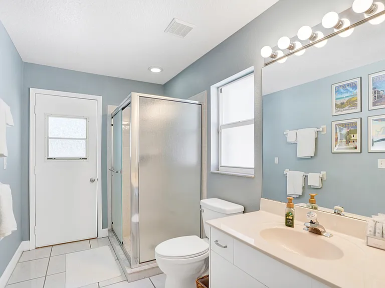 3012 E Vina Del Mar Blvd — Photo 31